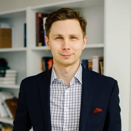 Антон Утехин