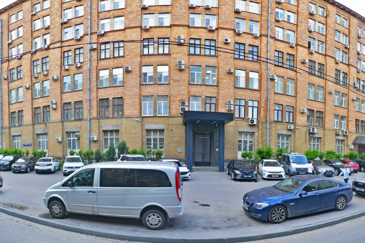 Структура «Ростеха» выставила на торги административное здание у Белорусского вокзала